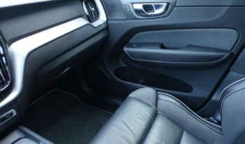 VOLVO XC 60 T8 4WD HYBRIDE RECHARGEABLE GEARTRONIC 390 CH  R-DESIGN complet