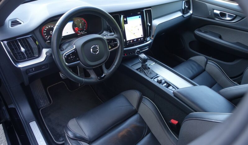 VOLVO V 60 D3 2.0 L GEARTRONIC 150CH R-DESIGN complet