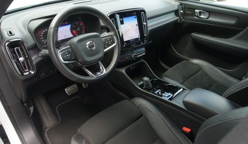 VOLVO XC 40 D3 2.0 L GEARTRONIC AWD 150CH R-DESIGN complet