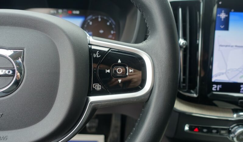VOLVO XC 60 D3 2.0 L 150CH INSCRIPTION complet