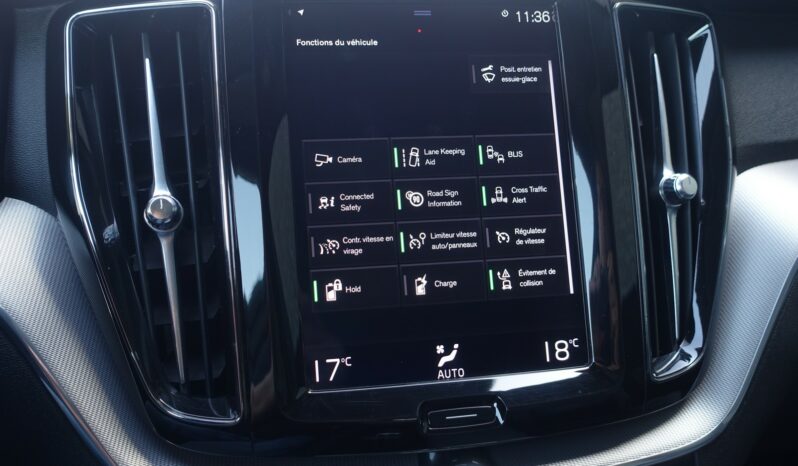 VOLVO XC 60 T8 4WD HYBRIDE RECHARGEABLE GEARTRONIC 390 CH  R-DESIGN complet