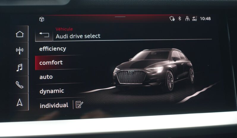 AUDI A3 SPORTBACK 45 COMPETITION TFSI E TRON S-TRONIC 245 CH HYBRIDE RECHARGEABLE S-LINE complet