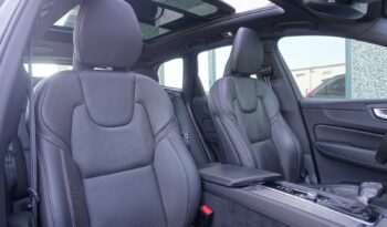 VOLVO XC 60 D4 2.0L GEARTRONIC 163CH R-DESIGN complet