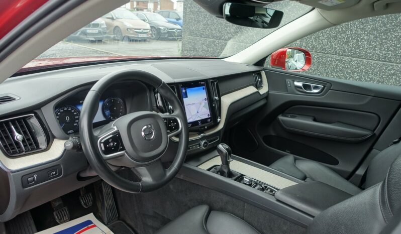 VOLVO XC 60 D3 2.0 L 150CH INSCRIPTION complet