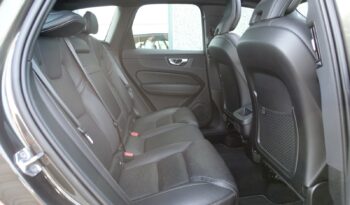 VOLVO XC 60 D4 2.0L GEARTRONIC 163CH R-DESIGN complet