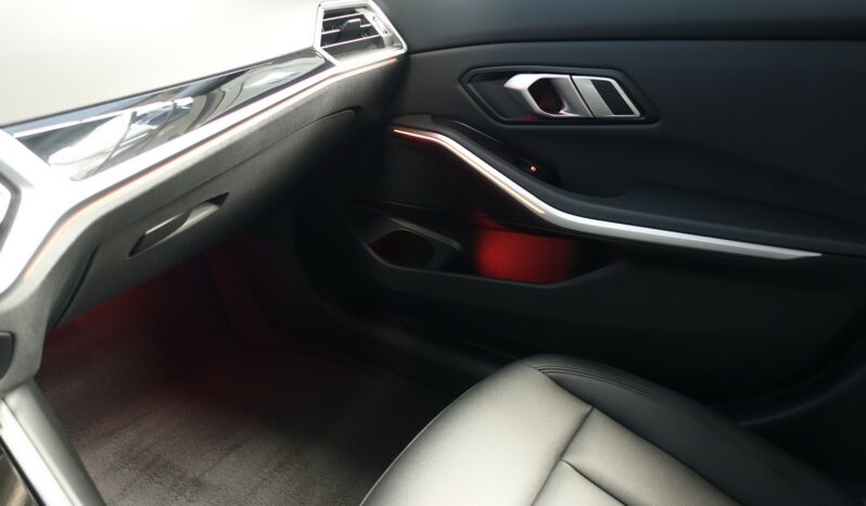 BMW 318 DA TOURING DKG SERIE 3 136 CH BVA complet