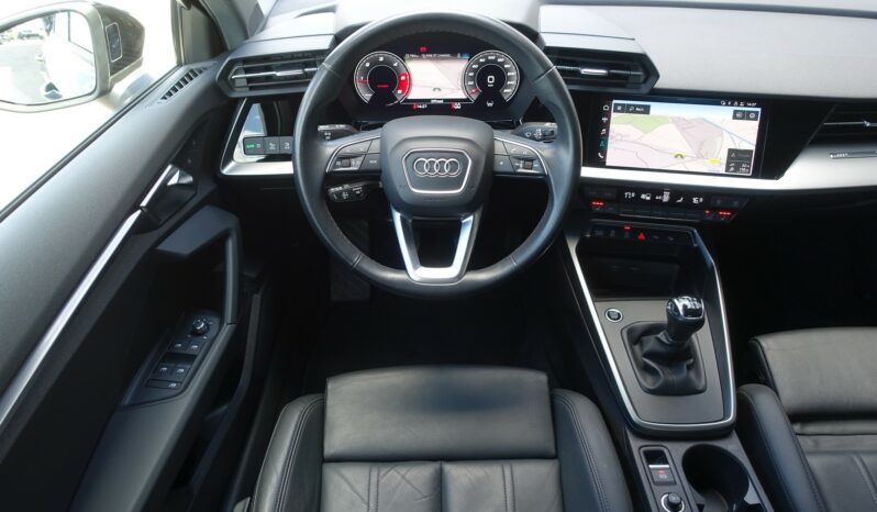 AUDI A3 BERLINE 30 TDI complet