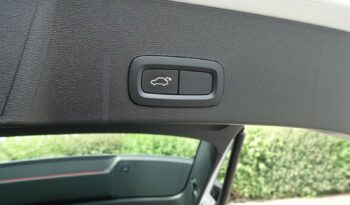 VOLVO XC 40 D3 2.0 L GEARTRONIC AWD 150CH R-DESIGN complet