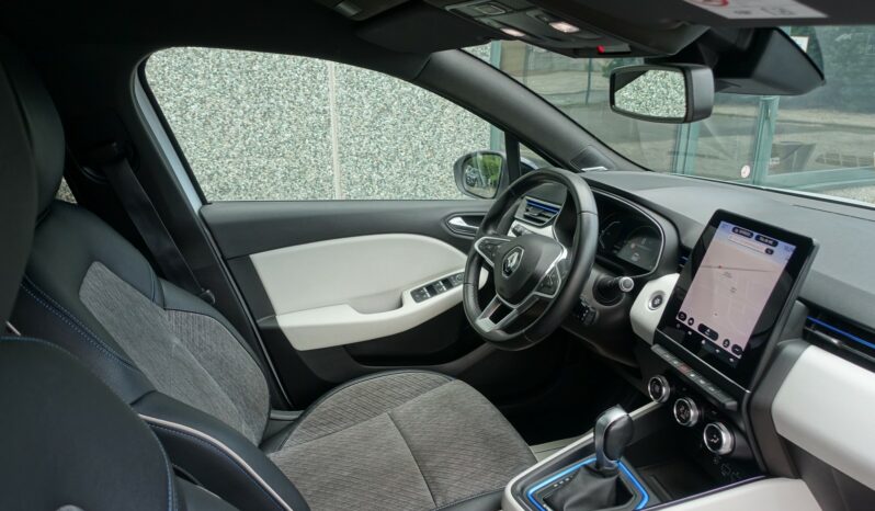 RENAULT CLIO V FULL E-TECH 145 CH complet