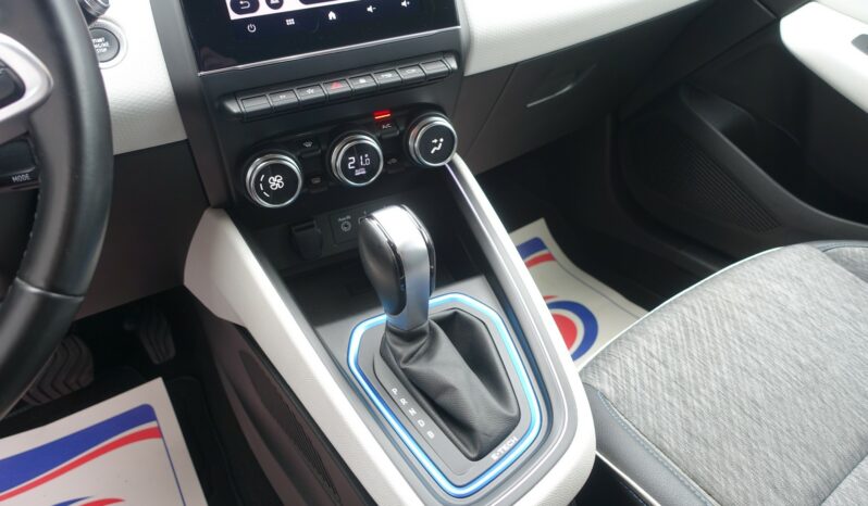 RENAULT CLIO V FULL E-TECH 145 CH complet