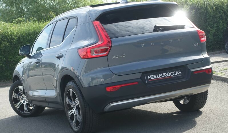VOLVO XC 40 D4 2.0 L GEARTRONIC 190CH AWD INSCRIPTION complet