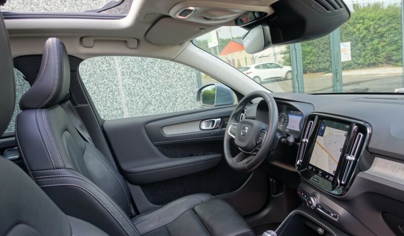 VOLVO XC 40 D4 2.0 L GEARTRONIC 190CH AWD INSCRIPTION complet