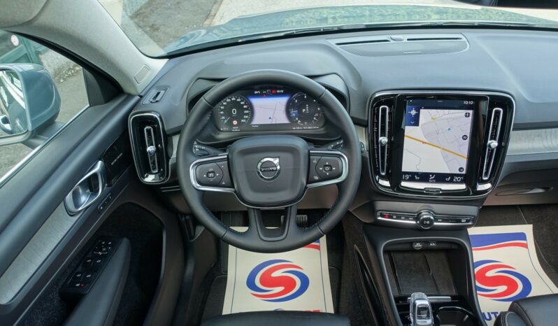 VOLVO XC 40 D4 2.0 L GEARTRONIC 190CH AWD INSCRIPTION complet