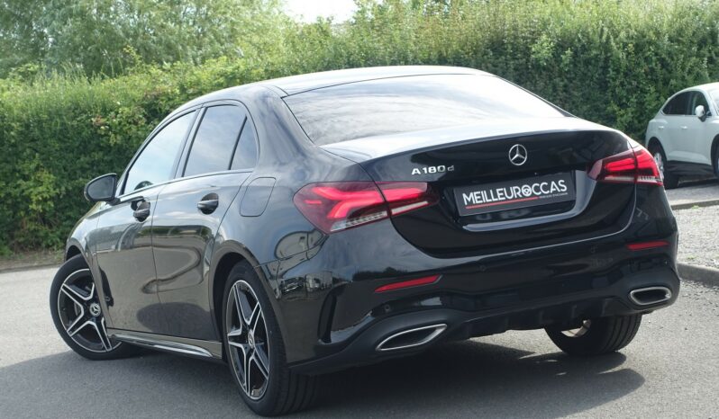 NOUVELLE MERCEDES CLASSE A BERLINE 180d 8G-DCT AMG-LINE complet