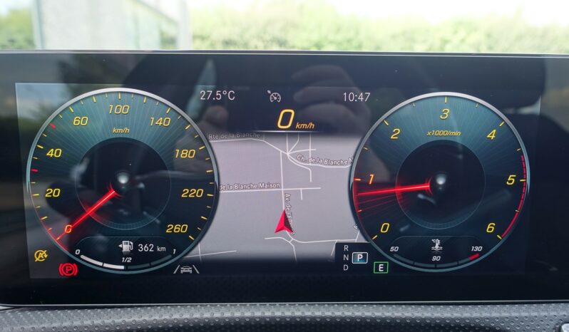 NOUVELLE MERCEDES CLASSE A BERLINE 180d 8G-DCT AMG-LINE complet