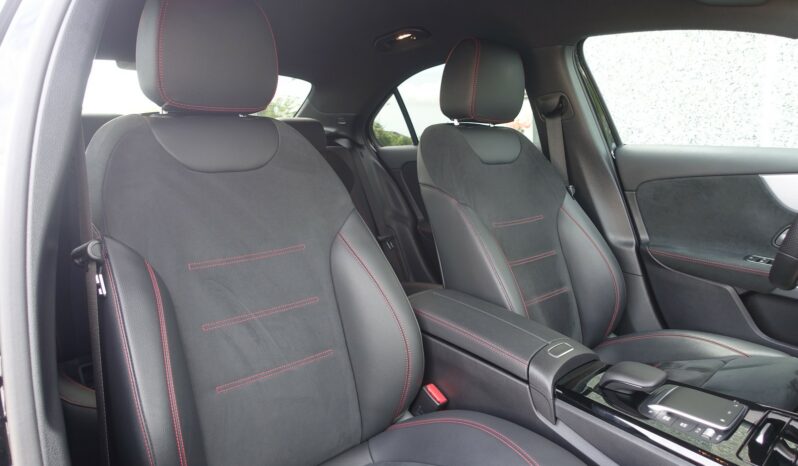 NOUVELLE MERCEDES CLASSE A BERLINE 180d 8G-DCT AMG-LINE complet