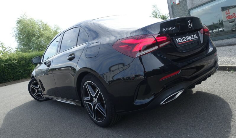 NOUVELLE MERCEDES CLASSE A BERLINE 180d 8G-DCT AMG-LINE complet