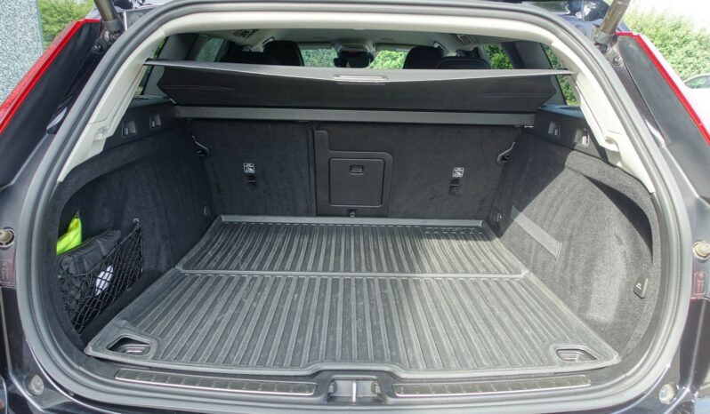 VOLVO V 60 D4 2.0 L 190CH complet