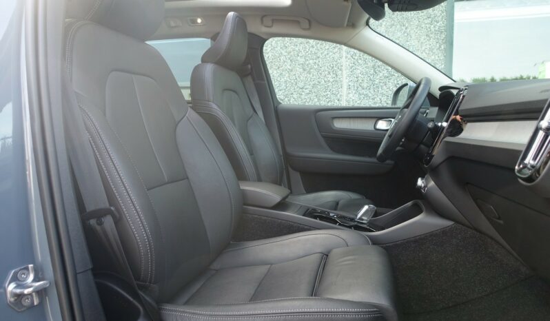 VOLVO XC 40 D4 2.0 L GEARTRONIC 190CH AWD INSCRIPTION complet