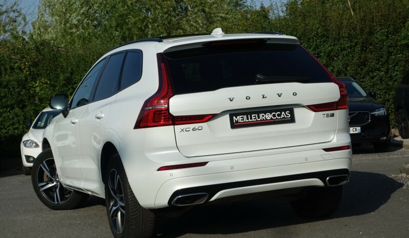 VOLVO XC 60 T8 AWD TWIN ENGINE HYBRIDE RECHARGEABLE GEARTRONIC 390 CH  R-DESIGN complet