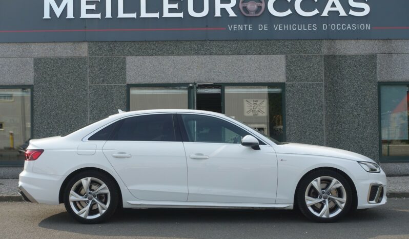 AUDI A4 BERLINE 30 TDI S-TRONIC MHEV S-LINE complet