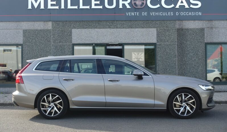 VOLVO V 60 T6 AWD HYBRIDE RECHARGEABLE GEARTRONIC PHEV 340 CH  MOMENTUM complet