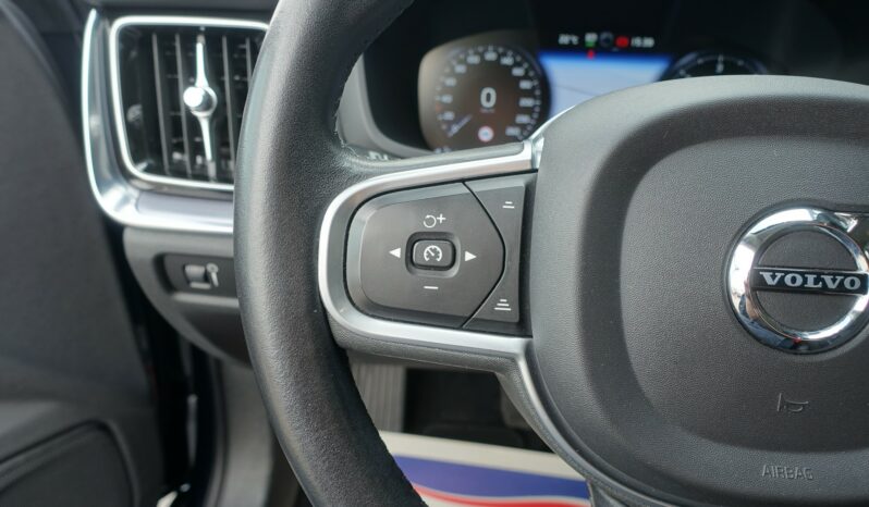 VOLVO V 60 D3 2.0 L GEARTRONIC 150CH MOMENTUM complet