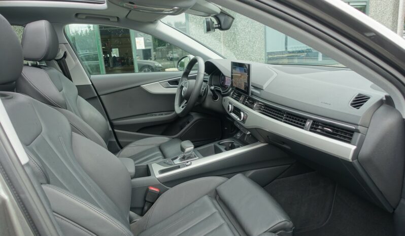 AUDI A4 AVANT 35 TDI MHEV PHASE 2 S-TRONIC 163 CH complet