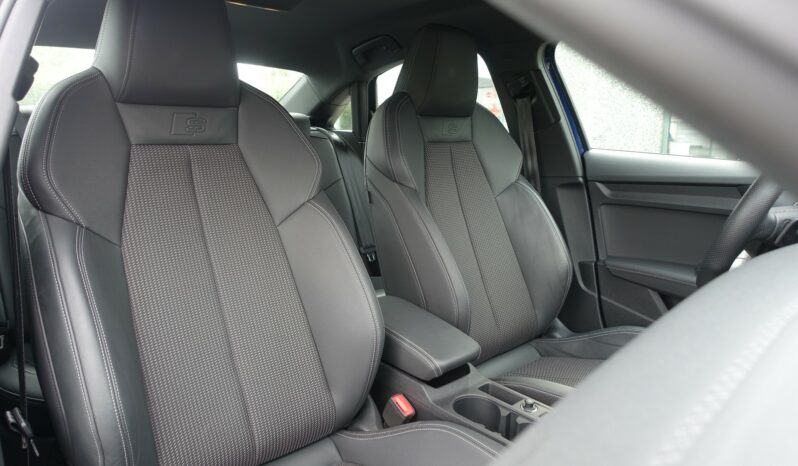 AUDI A3 BERLINE 30 TFSI S-TRONIC MHEV S-LINE INT complet