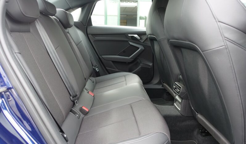 AUDI A3 BERLINE 30 TFSI S-TRONIC MHEV S-LINE INT complet
