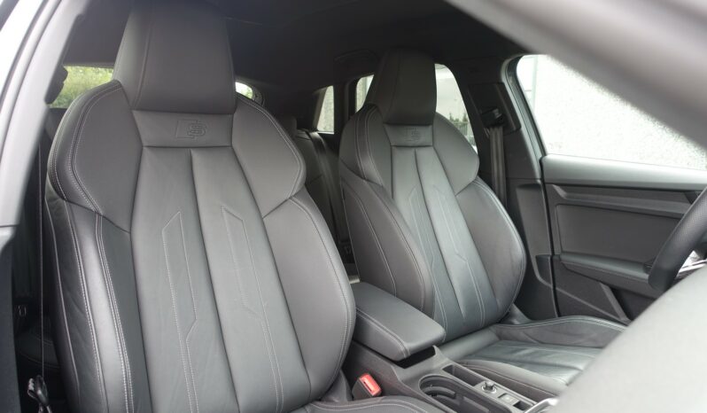 AUDI A3 SPORTBACK 45 COMPETITION TFSI E TRON S-TRONIC 245 CH HYBRIDE RECHARGEABLE  S-LINE complet