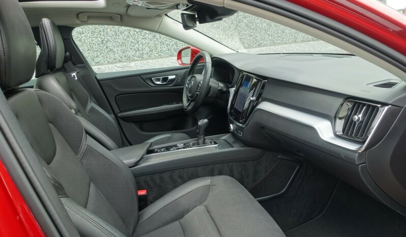 VOLVO V 60 D3 2.0 L  150CH MOMENTUM complet