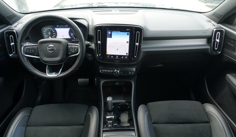VOLVO XC 40 D4 2.0 L GEARTRONIC 190CH R-DESIGN complet