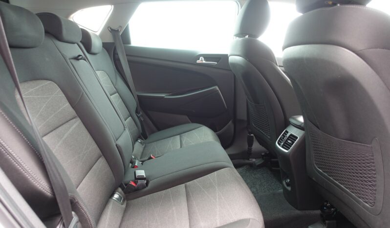 HYUNDAI TUCSON 1.6L CRDI 2WD MHEV 48 V complet