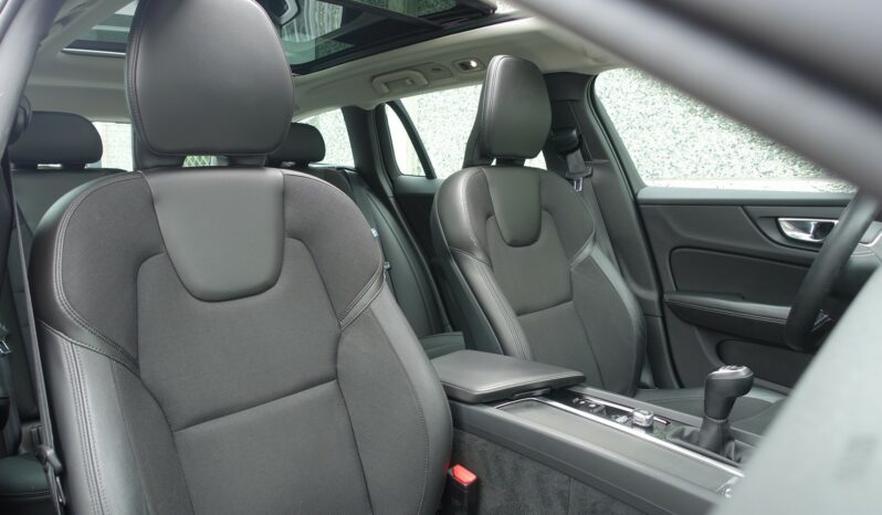 VOLVO V 60 D3 2.0 L  150CH MOMENTUM complet