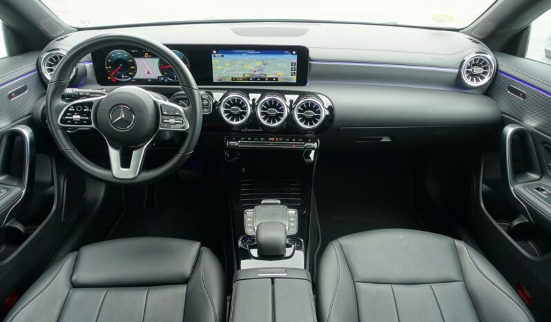 MERCEDES CLA SHOOTING BRAKE 180 D 8G-DCT complet