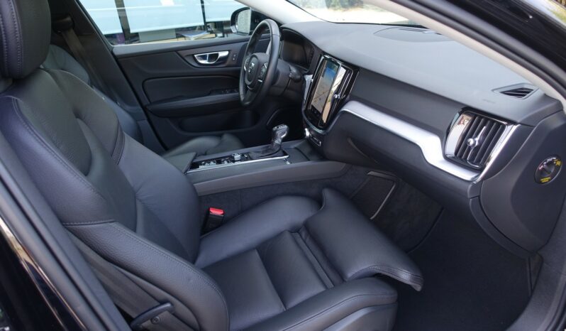 VOLVO V 60 D3 2.0 L GEARTRONIC 150CH MOMENTUM complet