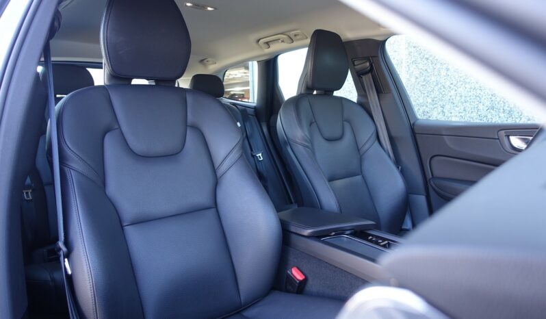 VOLVO XC 60 D4 2.0 L GEARTRONIC 190CH MOMENTUM complet