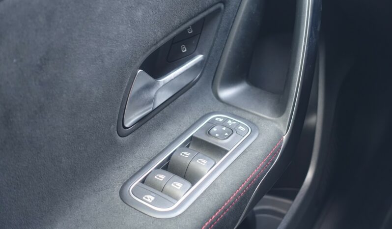 MERCEDES CLASSE A 200 D 150 CH 8G-DCT  AMG-LINE complet
