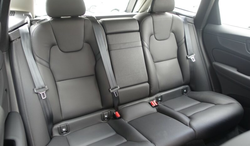 VOLVO XC 60 D4 2.0 L GEARTRONIC 163CH  MOMENTUM complet