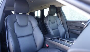 VOLVO XC 60 B4 2.0 L GEARTRONIC 197 CH MHEV MOMENTUM complet