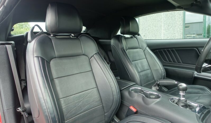 FORD MUSTANG CABRIOLET 2.3 TI ECOBOOST 317 CH complet