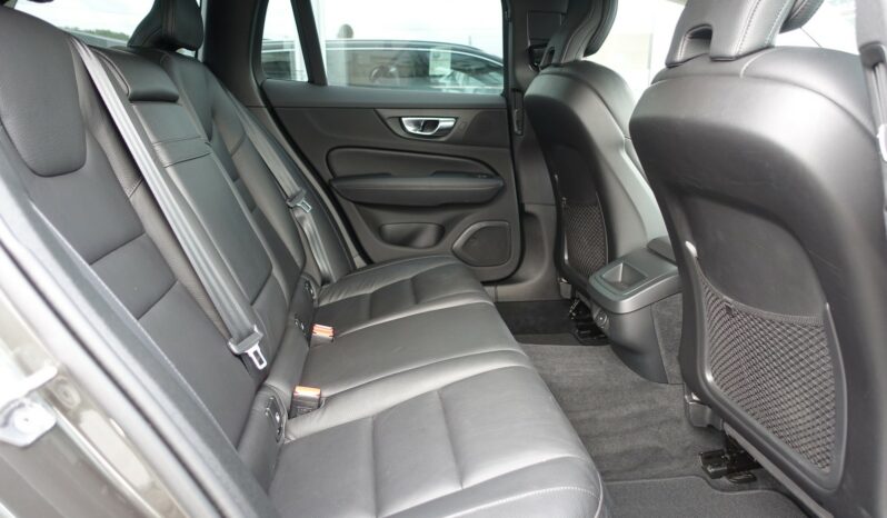 VOLVO V 60 D3 2.0 L 150CH MOMENTUM complet