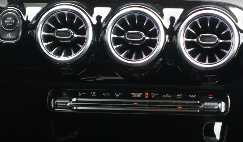 MERCEDES CLA SHOOTING BRAKE 180 D 8G-DCT complet