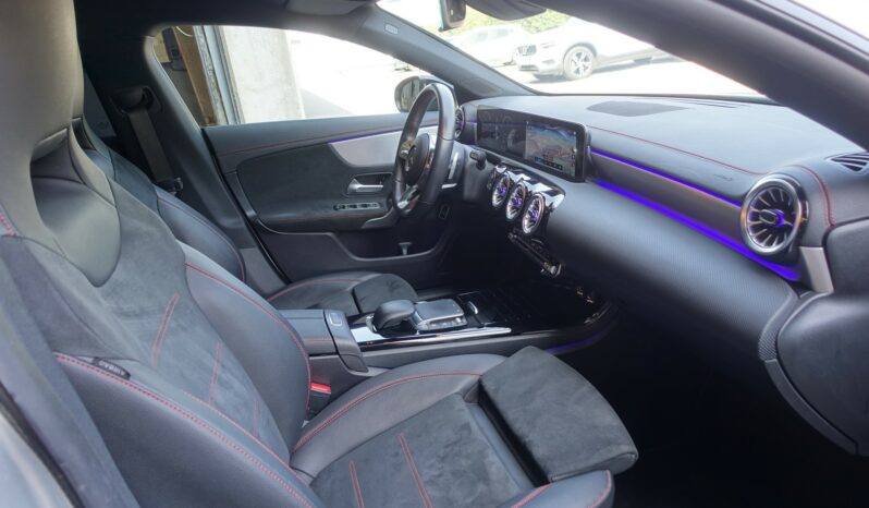 MERCEDES CLASSE CLA 200D SHOOTING BRAKE AMG-LINE 150 CH 8G-Dct complet