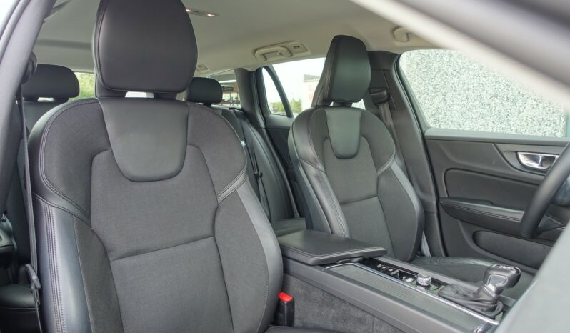 VOLVO V 60 D3 2.0 L GEARTRONIC 150CH MOMENTUM complet