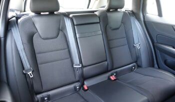 VOLVO V 60 T6 AWD HYBRIDE RECHARGEABLE GEARTRONIC PHEV 340 CH  MOMENTUM complet
