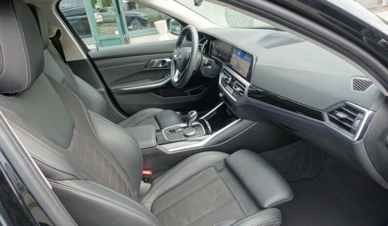 BMW 318 DA TOURING DKG SERIE 3 150 CH MHEV BVA complet