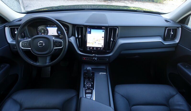 VOLVO XC 60 B4 2.0 L GEARTRONIC 197 CH MHEV MOMENTUM complet
