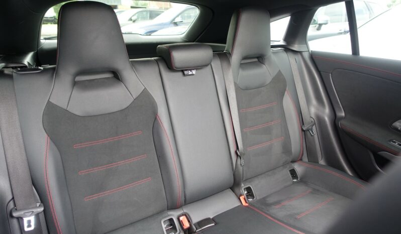 MERCEDES CLASSE CLA SHOOTING BRAKE 200 D 150 CH PHASE 2 AMG-LINE complet